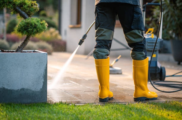 Garage Pressure Washing in Pecan Grove, TX